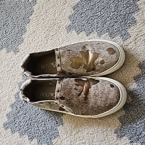 Acid washed cow hide slip ons